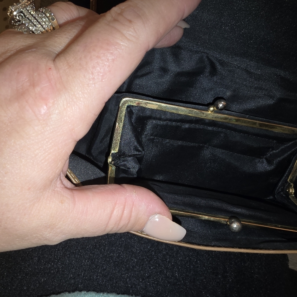 Christian Dior Elegant Black and Tan Designer Wallet/Clutch - Picture 8 of 11